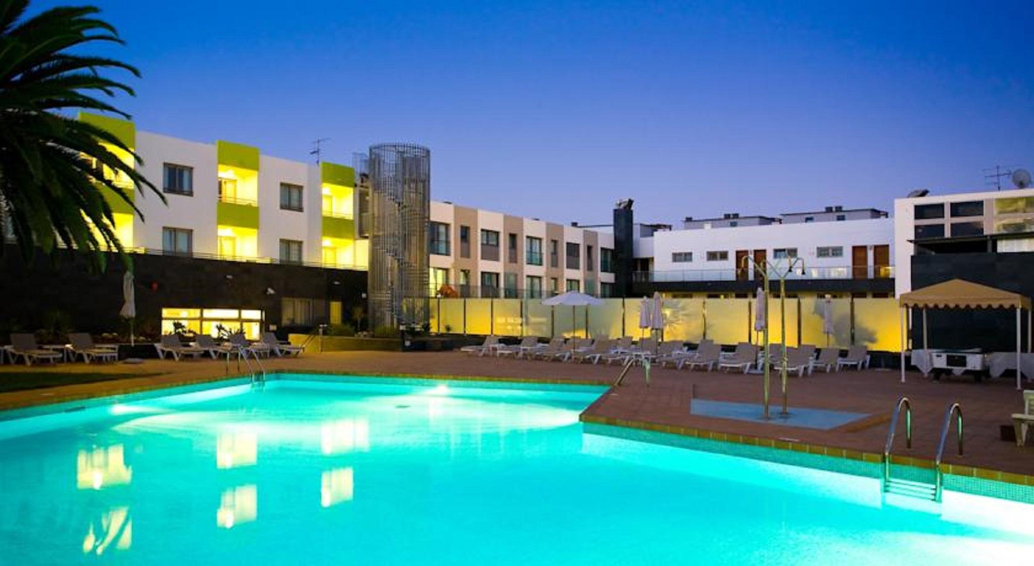 Hotel LIVVO Corralejo Beach Екстер'єр фото