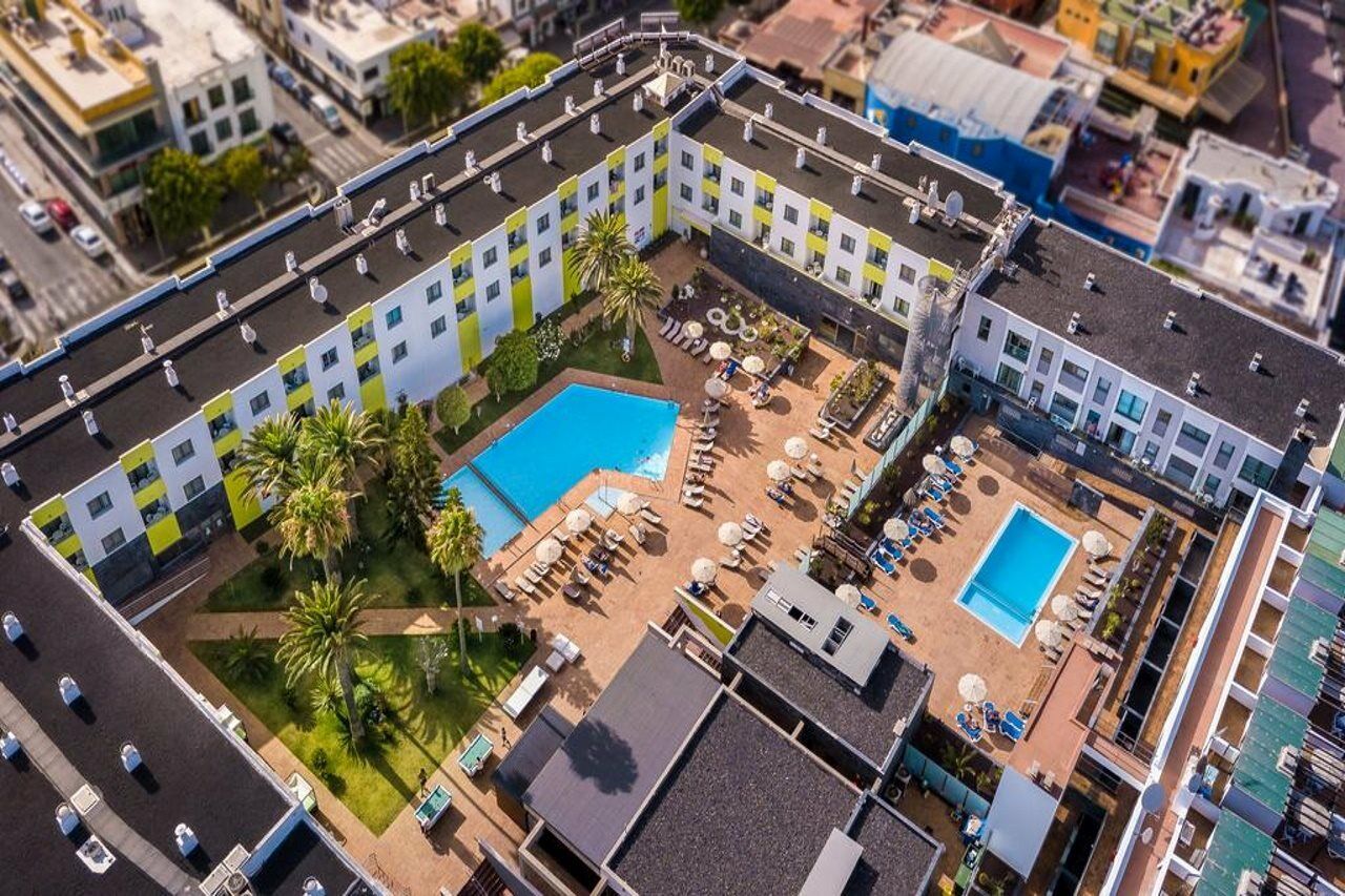 Hotel LIVVO Corralejo Beach Екстер'єр фото